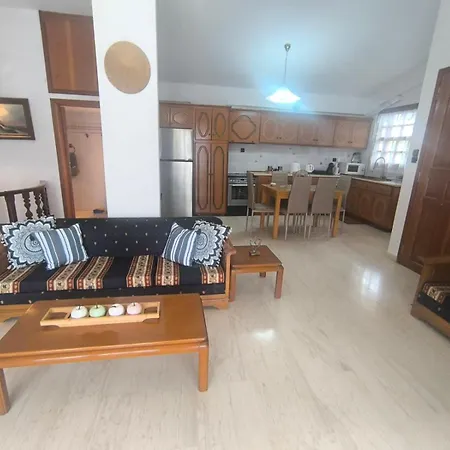 Gozas Relax House בית נופש *